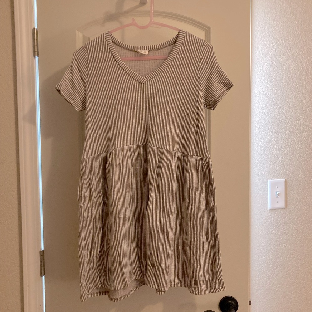 Caution To The Wind Babydoll Tunic - Size Medium